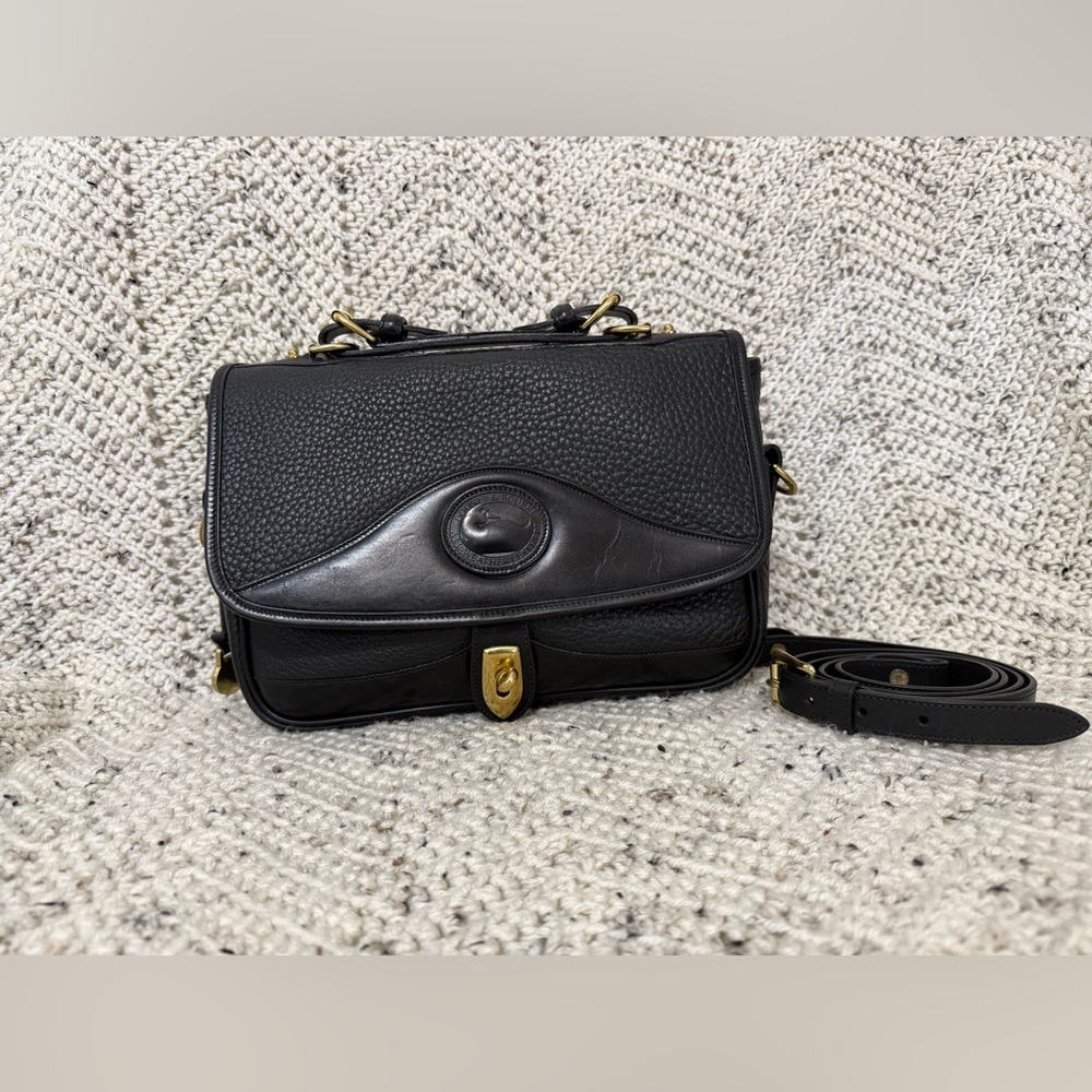 Vintage Solid Black Dooney and Bourke Carrier
